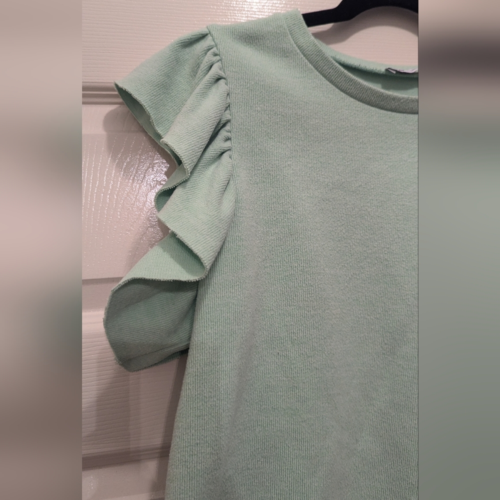 Zara Mint Green flutter sleeve top
